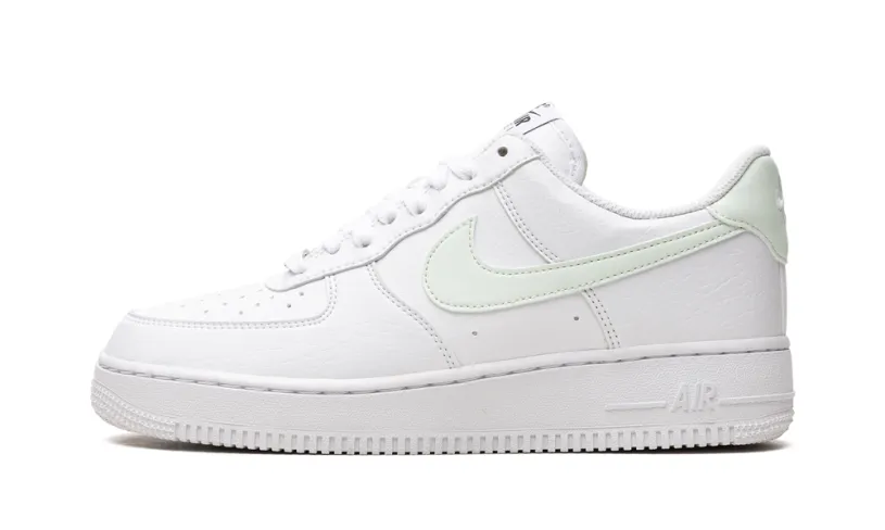 Nike Lifestyle AIR FORCE 1 '07 NEXT NATURE WMNS 'Barely Green'